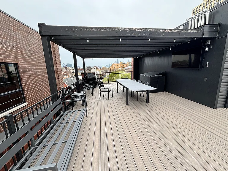 1220 N Bosworth Ave — Photo 15