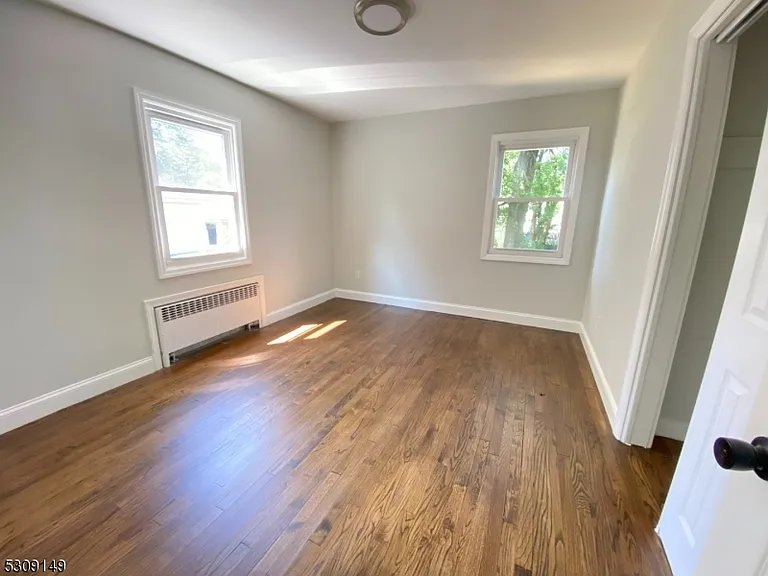 905 Sanford Ave #2 — Photo 8