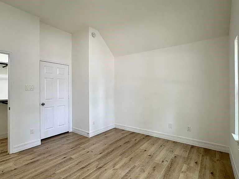 7510 Golden Thistle Ln — Photo 19