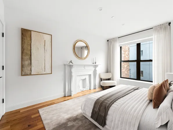 257 Throop Avenue image 5 of 10