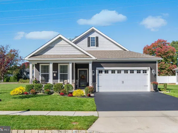 101 Congressional Ct, Moorestown, NJ 08057