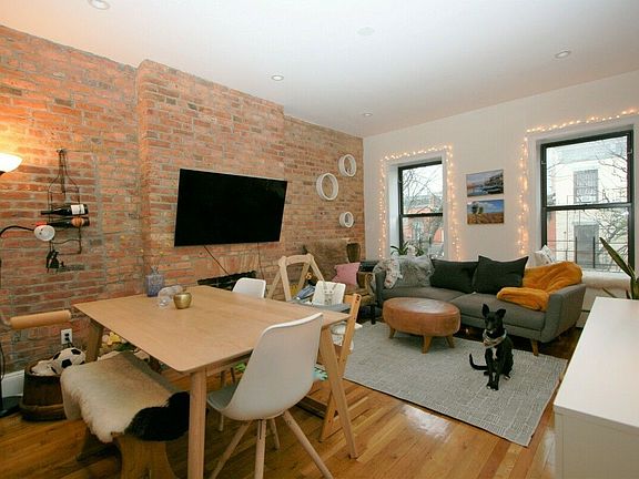 3rd image of 460 Bergen St APT 3