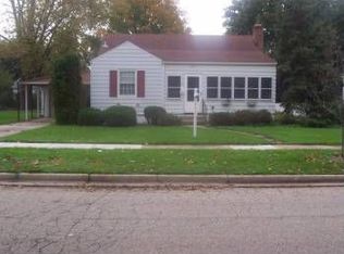 819 W South St, Stoughton, WI 53589