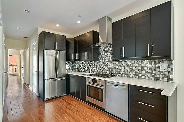 Sold by Ilite Realty Inc | media 4