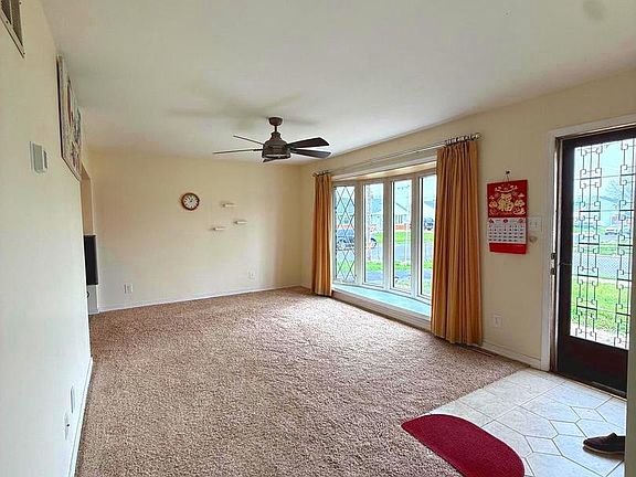 5th image of 2666 Madara Rd