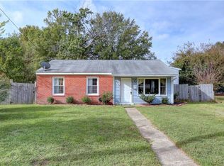 210 Shawen Dr, Hampton, VA 23669