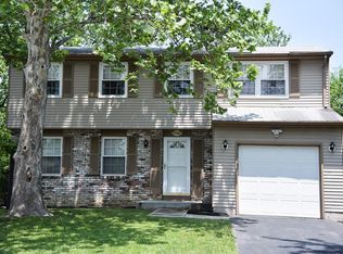 2542 Jade Ct, Grove City, OH 43123