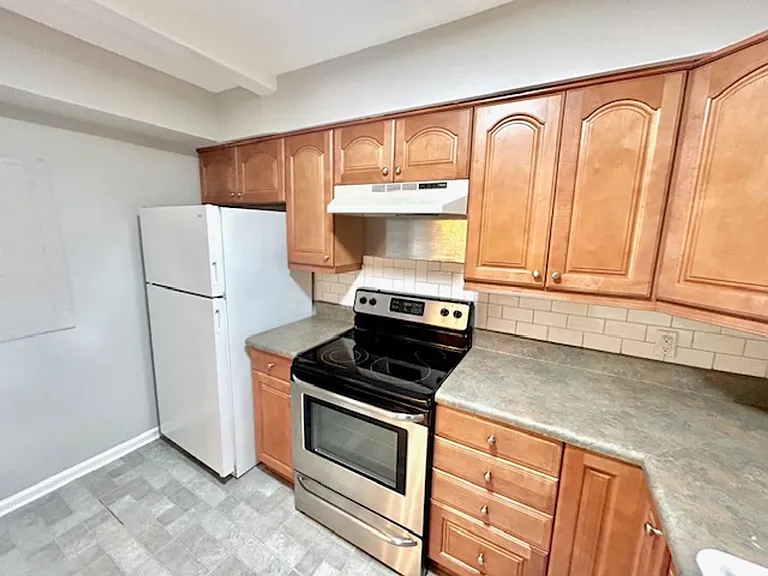 119 Crescent Cir — Photo 13
