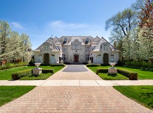 2243 Woodlawn Rd, Northbrook, IL 60062