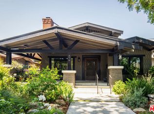 379 N Wilton Pl, Los Angeles, CA 90004