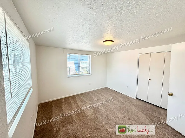 5511 18th Ave S — Photo 20