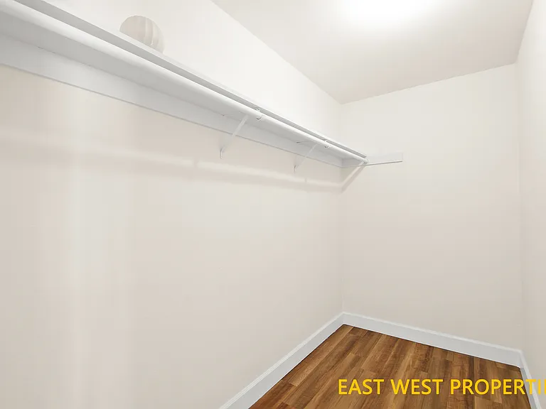 5012 Greencap Ave — Photo 9