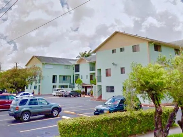 1521 W 42nd Pl #18, Hialeah, FL 33012
