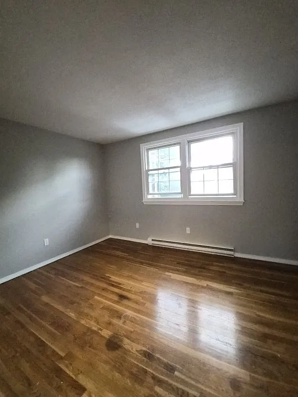2 bed, 1.0 bath, 644 sqft, $2,100 — Photo 3