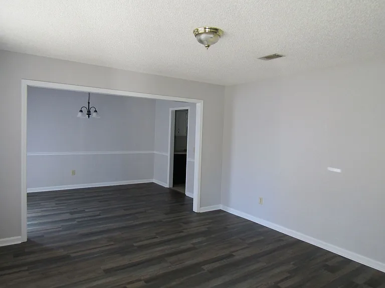 110 Tempest Ln — Photo 4