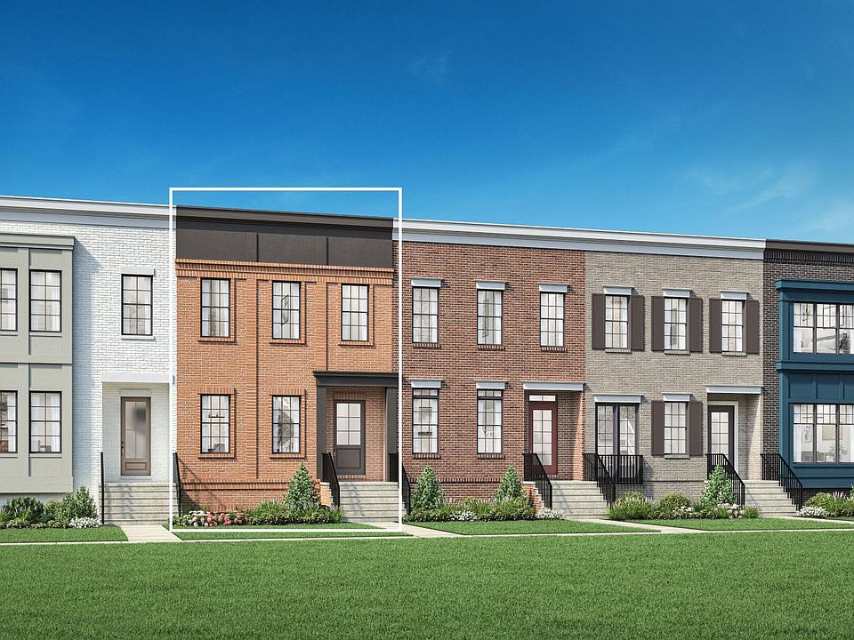 1st image of 323 S Center St