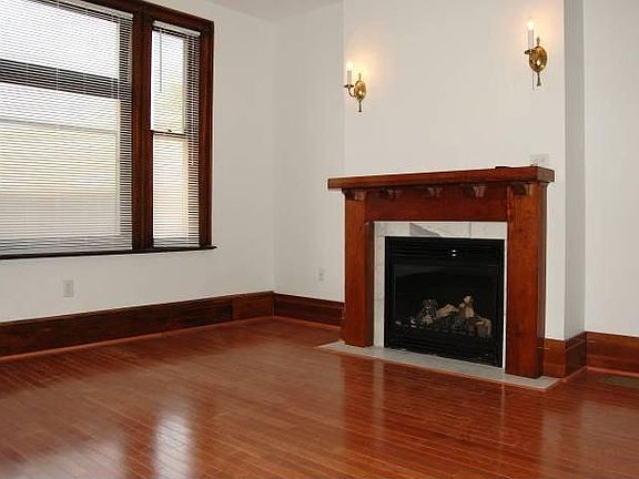 Living room, gas fireplace
