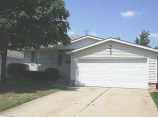 15709 Dunbury Dr, Maple Heights, OH