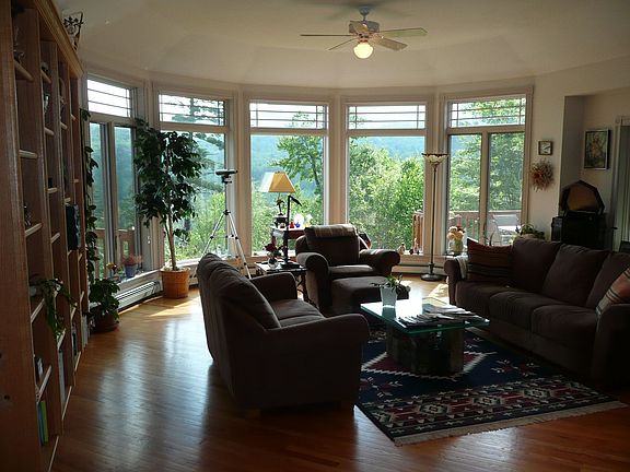 Grand room, FP, Bookcase