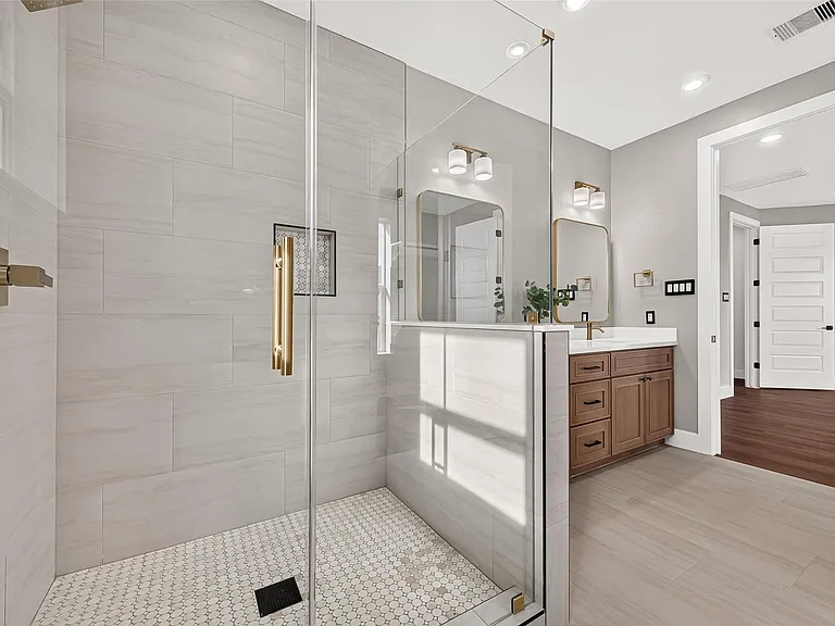 703 Carol Lynn Dr #B — Photo 22