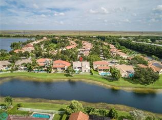 726 Verona Lake Dr, Weston, FL 33326