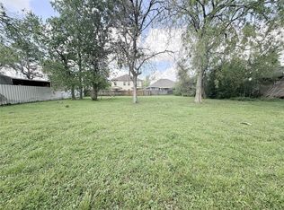 7527 Burt St, Houston, TX 77088