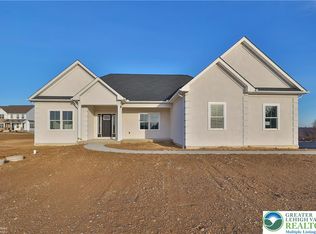 448 Long Lane Rd, Walnutport, PA 18088