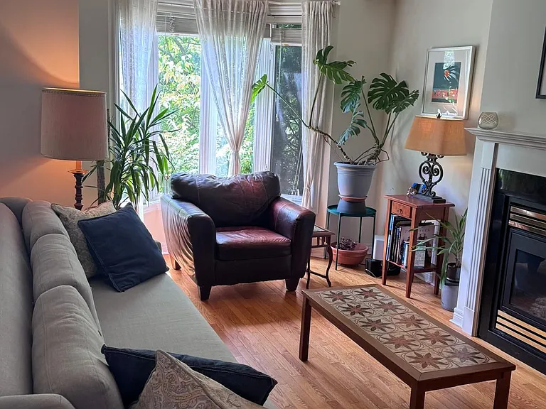116 Evans Ave #2 — Photo 3