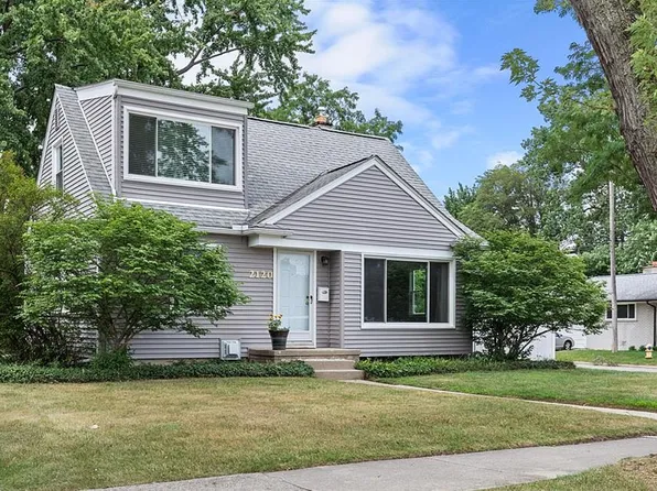 2120 Oxford Rd, Berkley, MI 48072