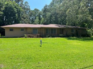 1005 Glensade Pl, Port Gibson, MS 39150