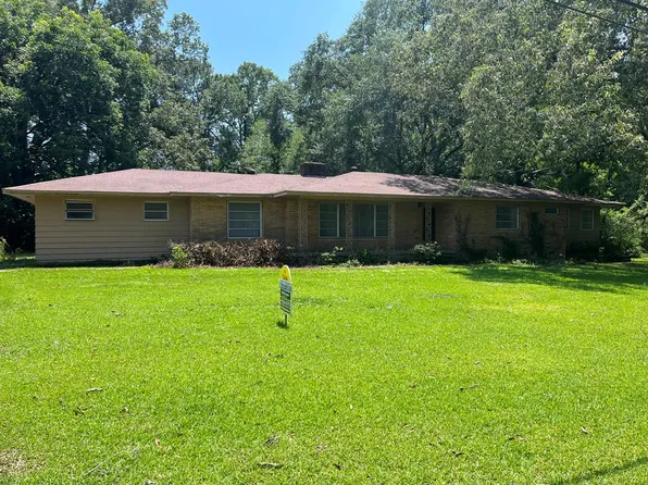 1005 Glensade Pl, Port Gibson, MS 39150