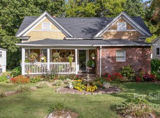 103 S Coulter Ave, Newton, NC 28658