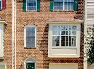 6334 Dakine Cir, Springfield, VA 22150