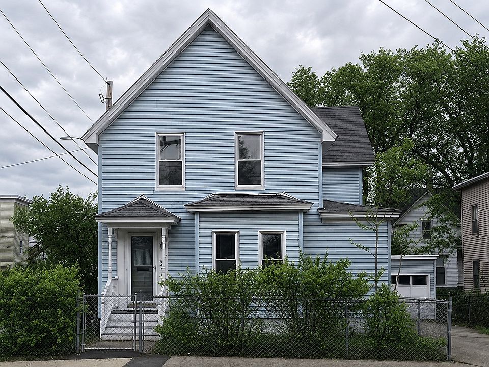 1st image of 427 Wilson St #2