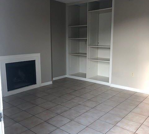 3rd image of 130 Township Ln APT C204