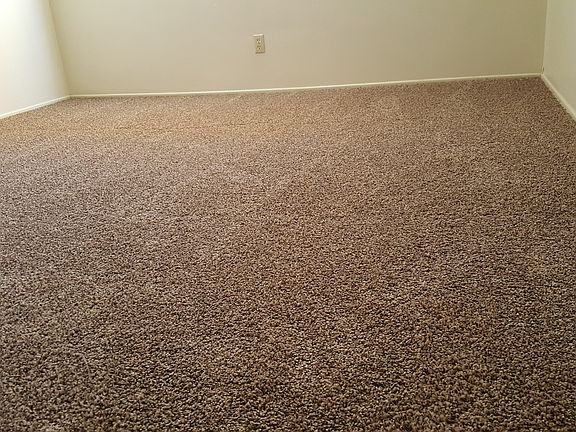 5th image of 1120 W Stoneridge Ct APT 6