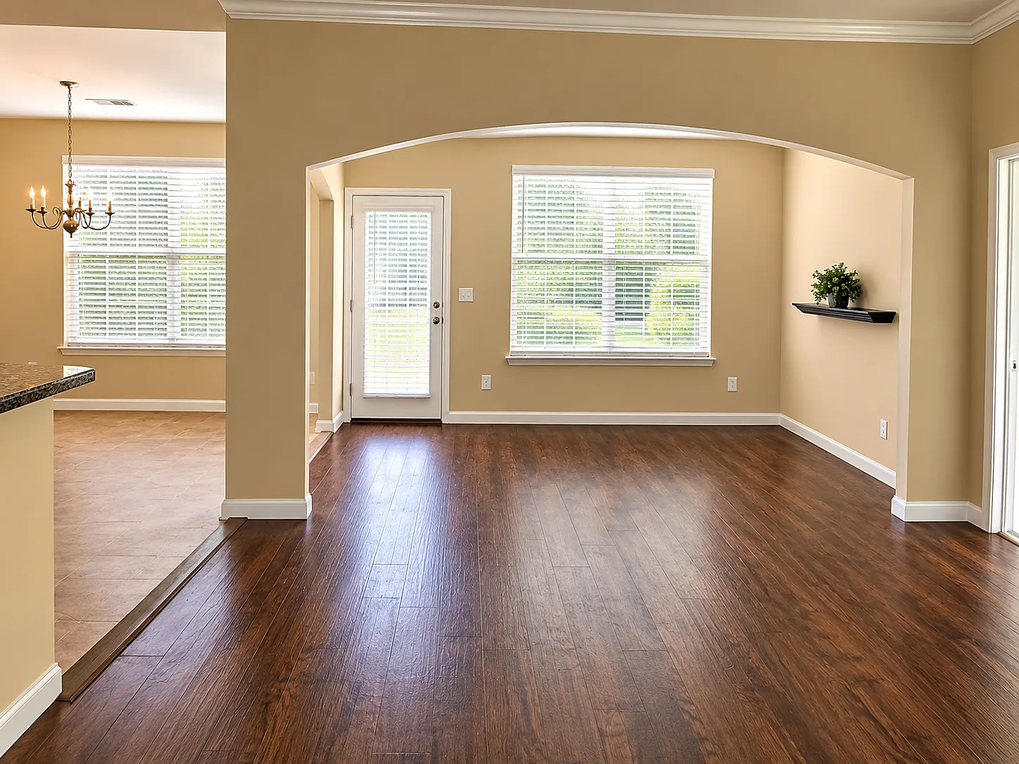 3 bed, 1682 sqft, $2,300 — Photo 3