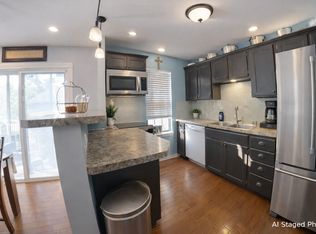 1850 Concord Ln, Manhattan, KS 66503