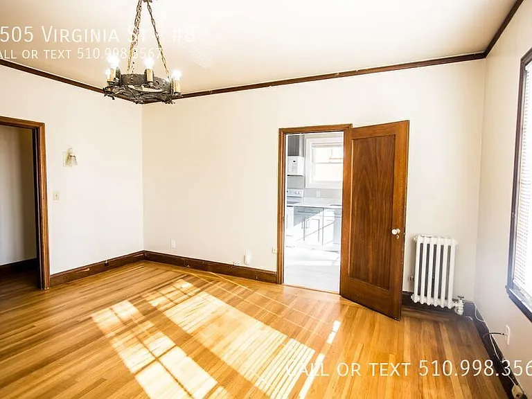 2505 Virginia St #8 — Photo 2