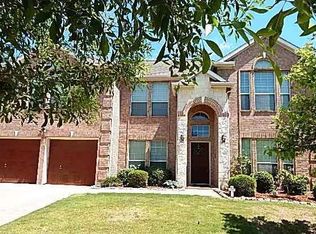 9 Whispering Bend Ct, Mansfield, TX 76063