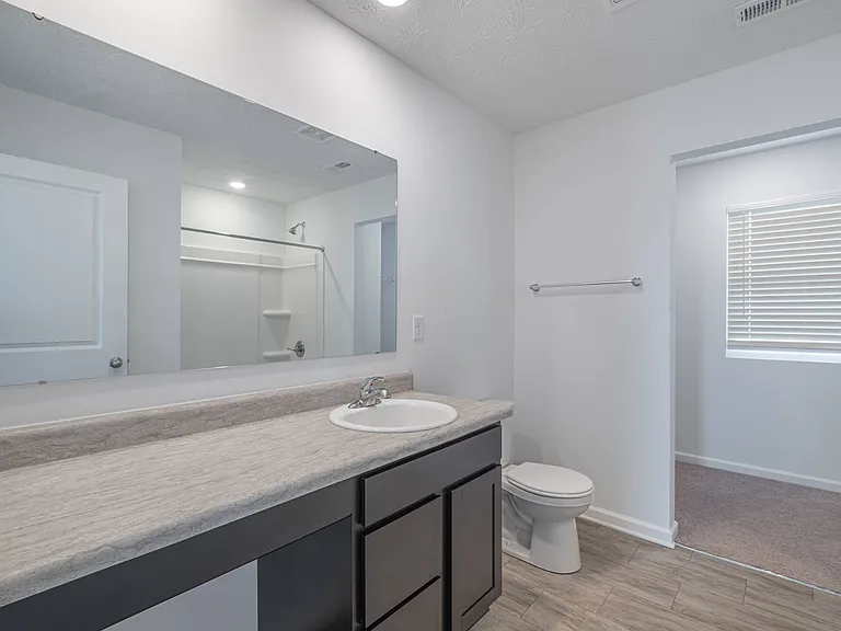 4000 Summit Ct — Photo 15