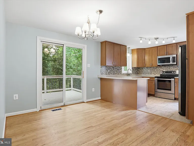 10617 Wheatley St — Photo 5