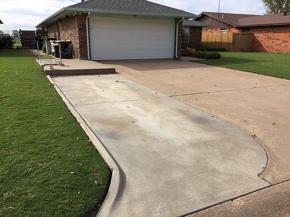 2nd image of 5621 Fountain Head Dr