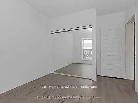 95 Dundas St W #303 — Photo 27