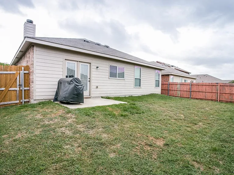 8633 Star Thistle Dr — Photo 22