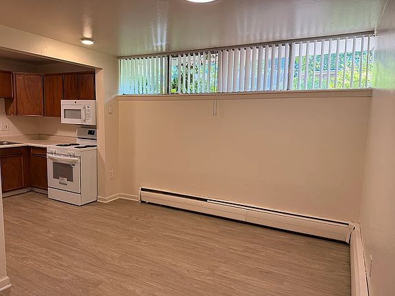 2nd image of 2655 Mapleton Ave APT 102