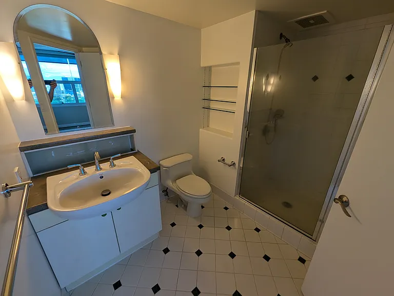 801 S King St #2907 — Photo 48