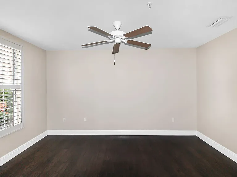 23217 Banbury Way — Photo 12