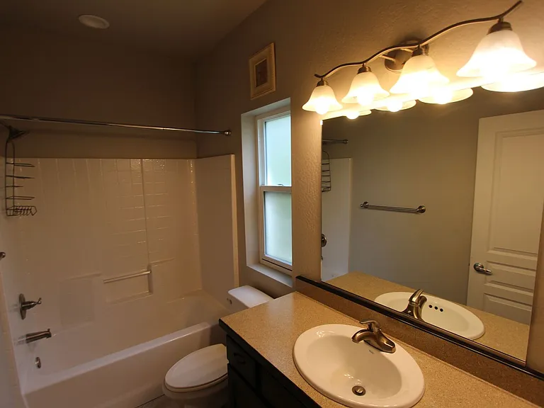 504 S O'Leary St — Photo 14