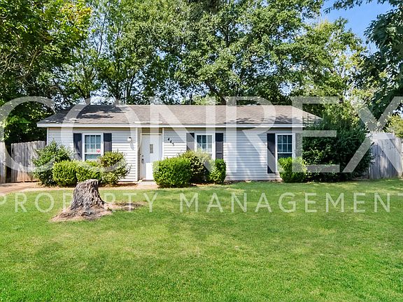 3rd image of 445 Montana Ct